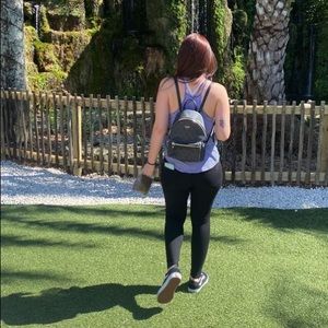 Meet your Posher, Elisa